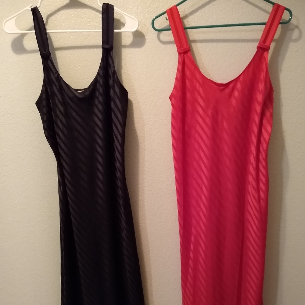 Bundle of two night gowns